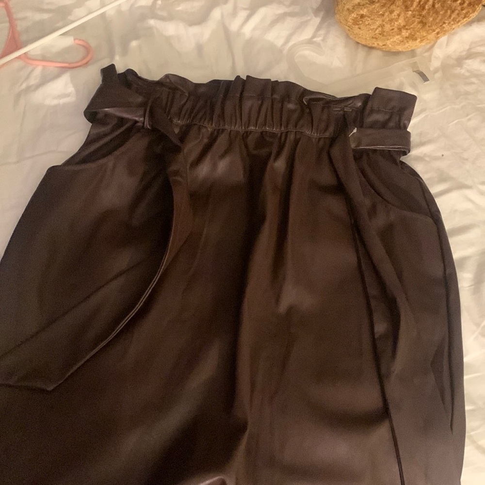 Brow leather size MEDIUM